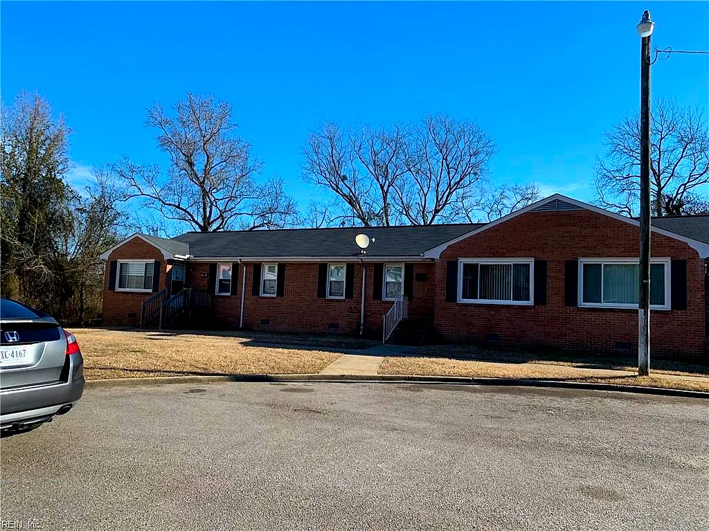 245 Edison Ave, Portsmouth — photo