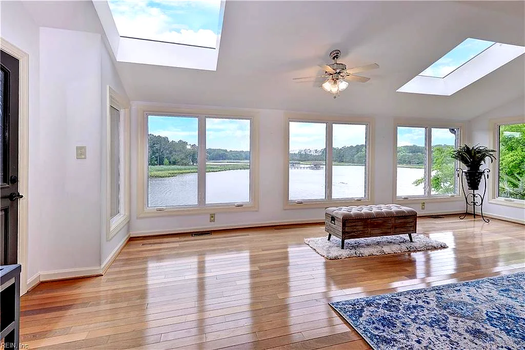 105 Linda Dr, Newport News — photo