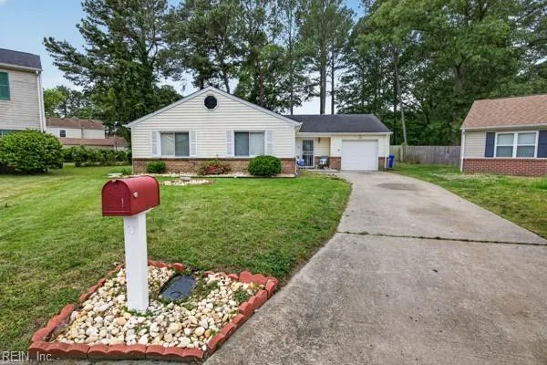 9 Cammy CIR, PORTSMOUTH VA 23703