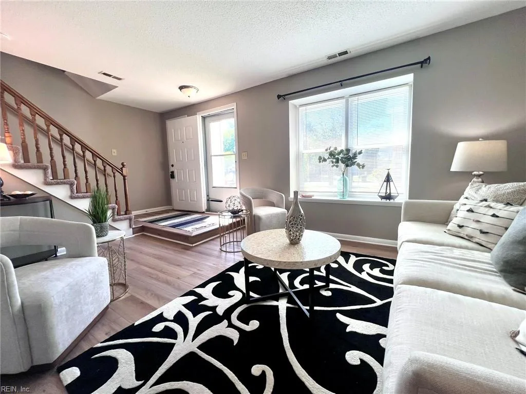 1421 Oak Knoll CT, VIRGINIABEACH VA 23464