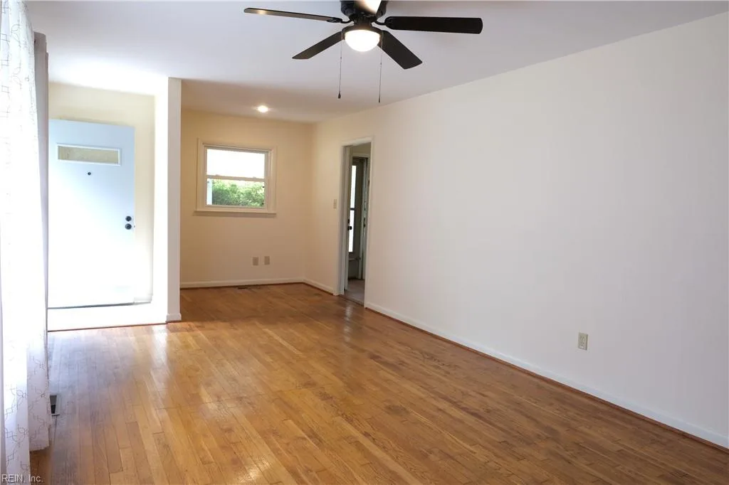 57 Peters Ln, Newport News — photo
