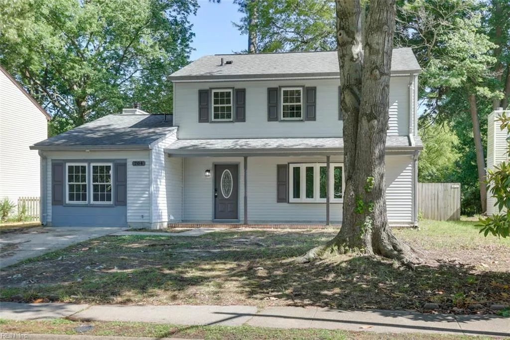 704 Pilot House DR, NEWPORTNEWS VA 23608