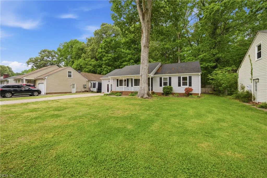 560 Denver AVE, CHESAPEAKE VA 23322