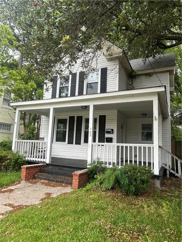 709 E Pembroke AVE #B, HAMPTON VA 23669