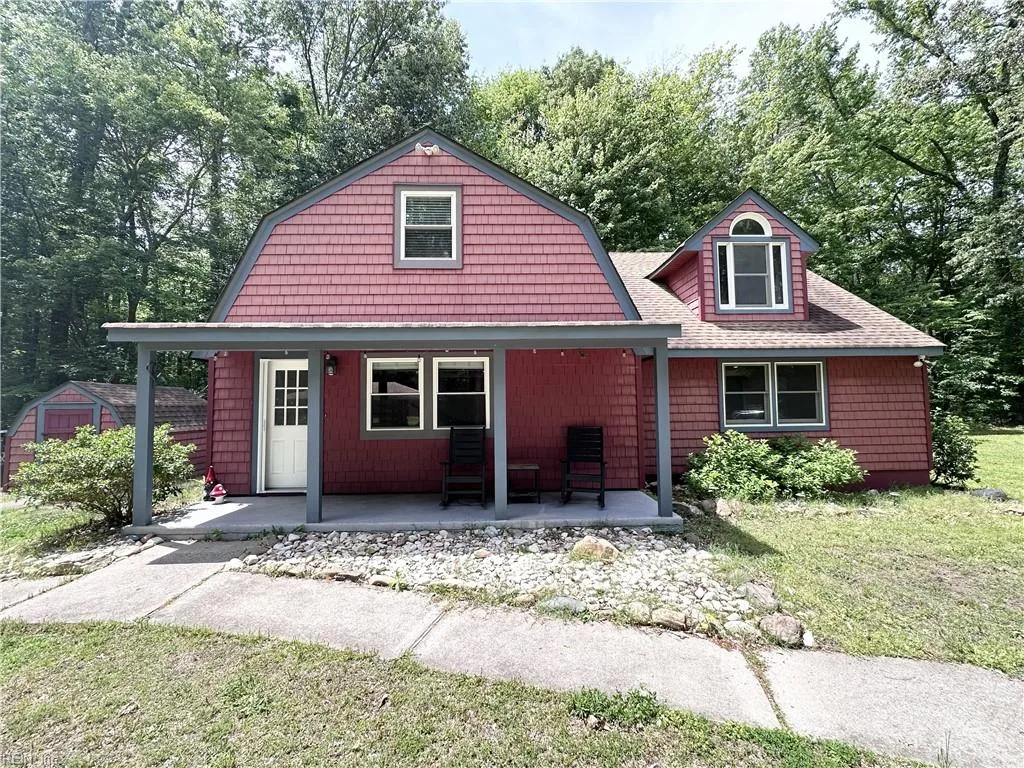 4893 Blackwater RD, VIRGINIABEACH VA 23457