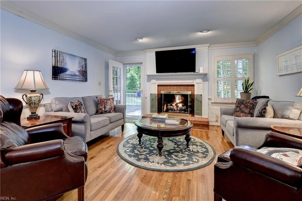 122 James Bray Dr, Williamsburg — photo