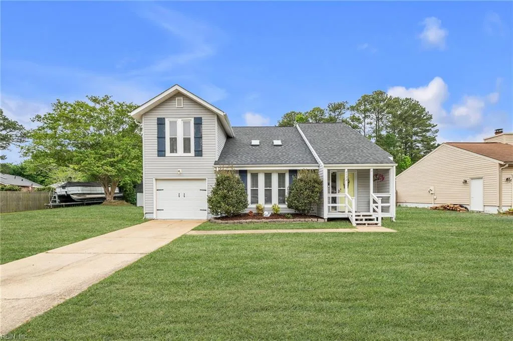 2492 Mirror Lake Dr, Virginia Beach — photo
