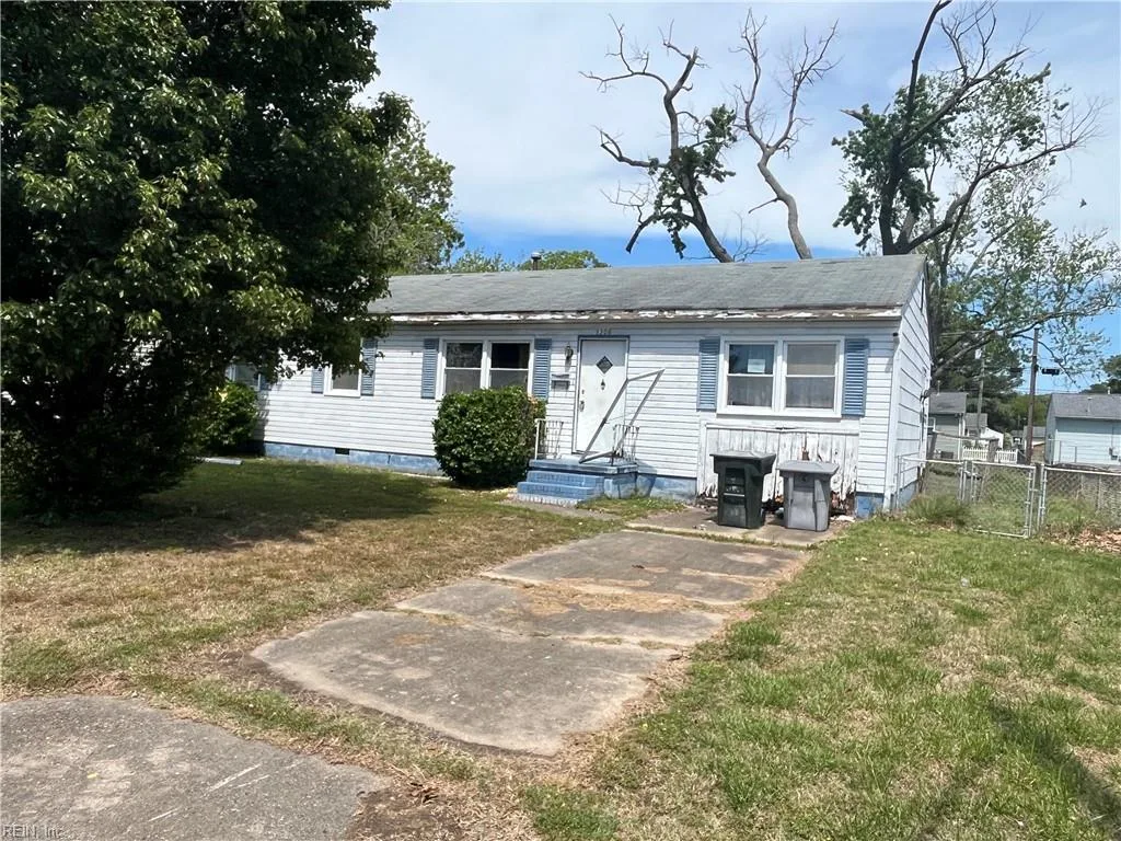 8508 Kennedy DR, HAMPTON VA 23605