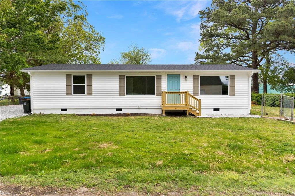1256 Poquoson AVE, POQUOSON VA 23662