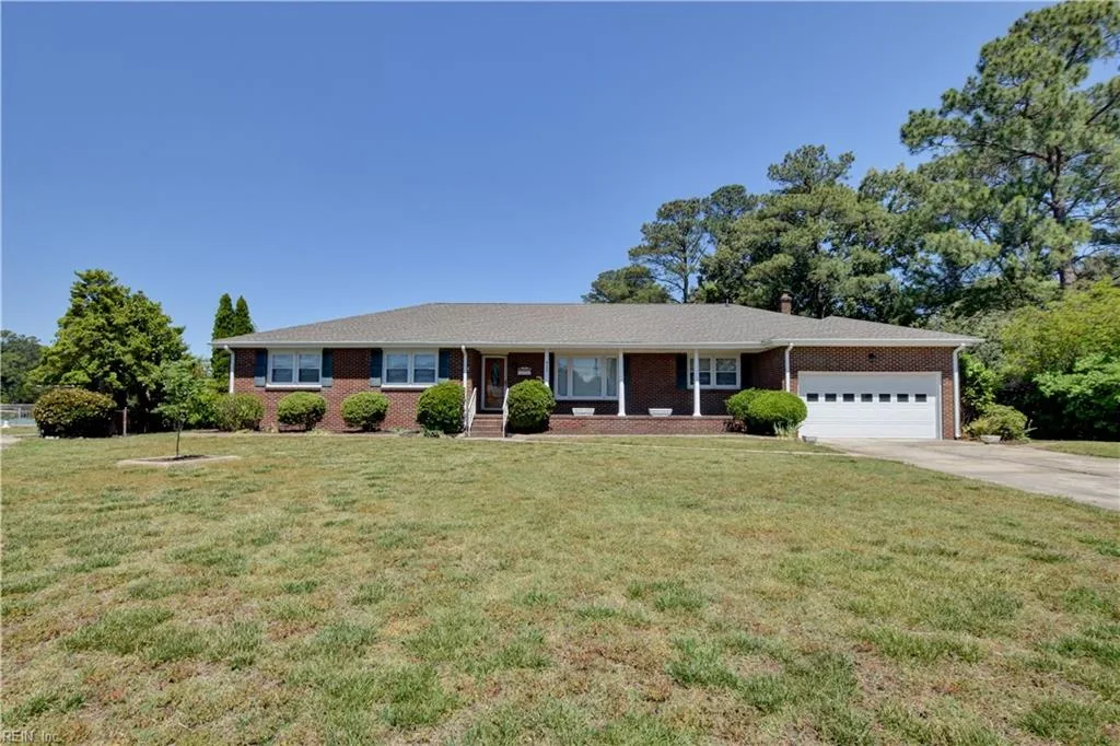 4102 Chowan AVE, CHESAPEAKE VA 23325