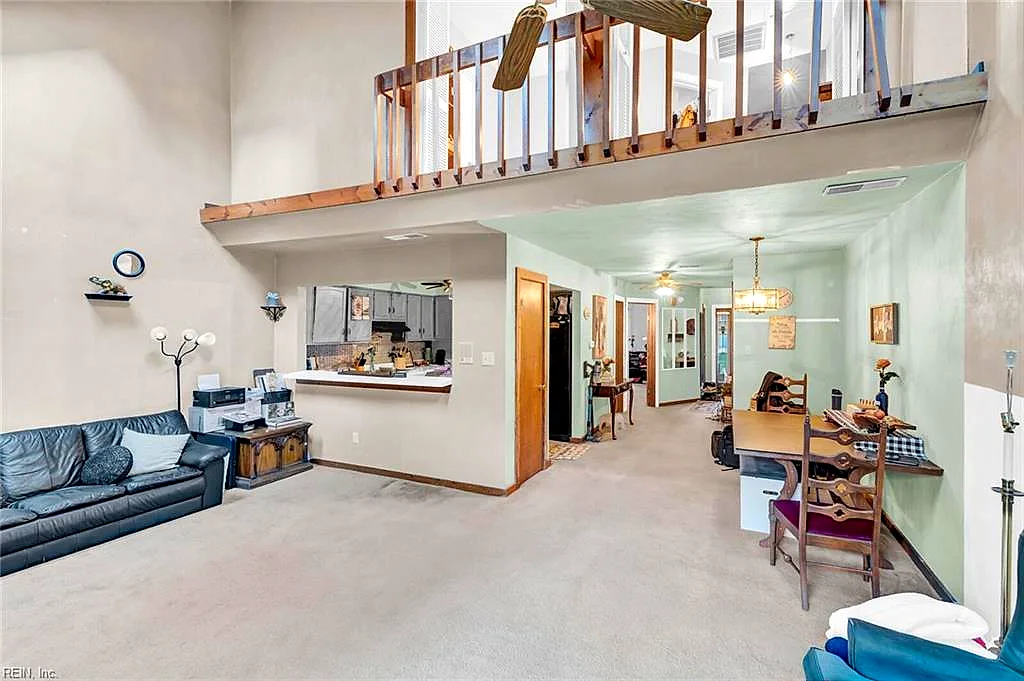 222 Bridgewater Dr, Newport News — photo