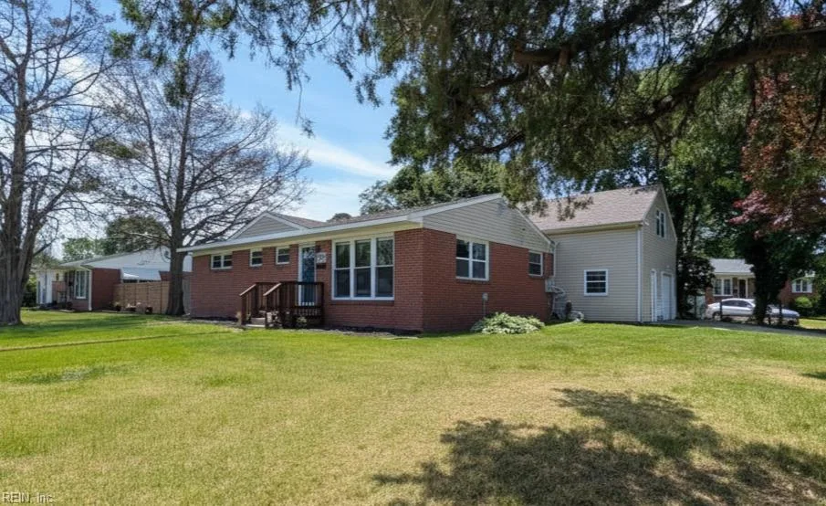 8069 Lynnbrook DR, NORFOLK VA 23518