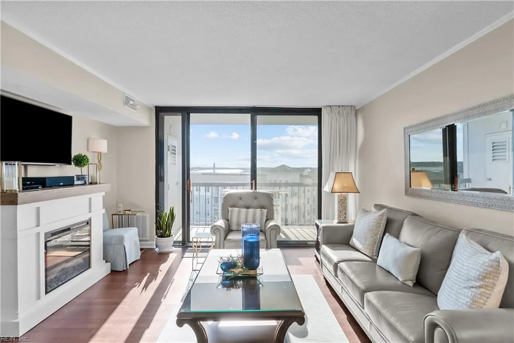 3288 Page Ave #704, Virginia Beach — photo