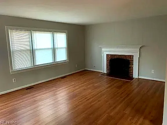 10 Mammoth Oak Rd, Newport News — photo