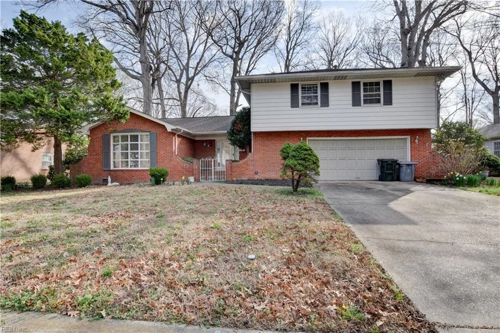 217 Hankins DR, HAMPTON VA 23669