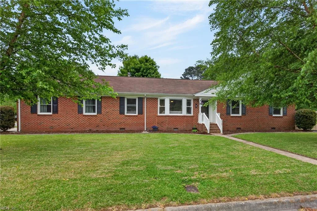 3369 Morningside DR, CHESAPEAKE VA 23321