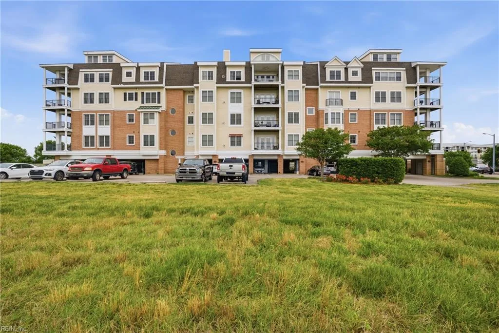 2950 Baltic AVE #502, VIRGINIABEACH VA 23451