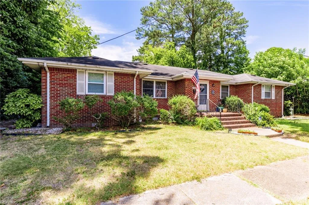 7705 Lambert PL, NORFOLK VA 23505