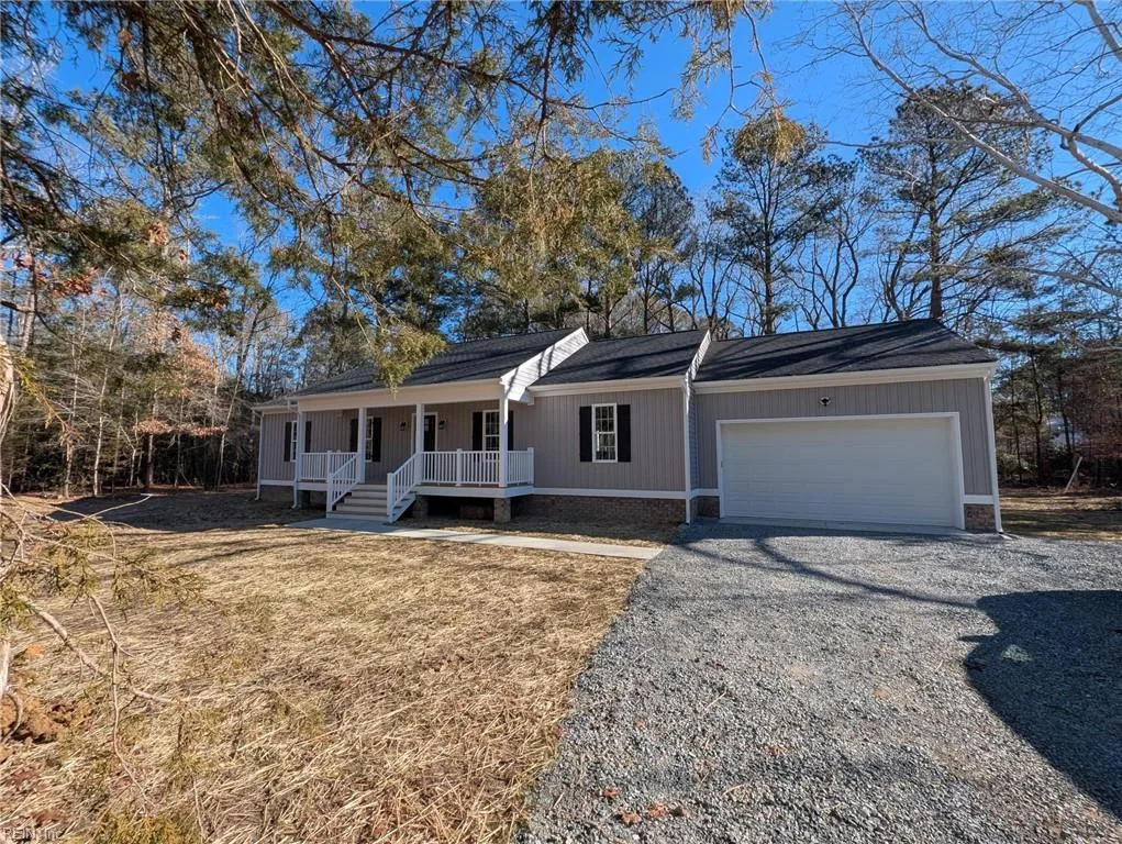 9135 George Washington Hwy, Gloucester — photo