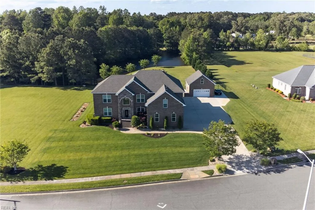 1436 Paul Eason DR, CHESAPEAKE VA 23322