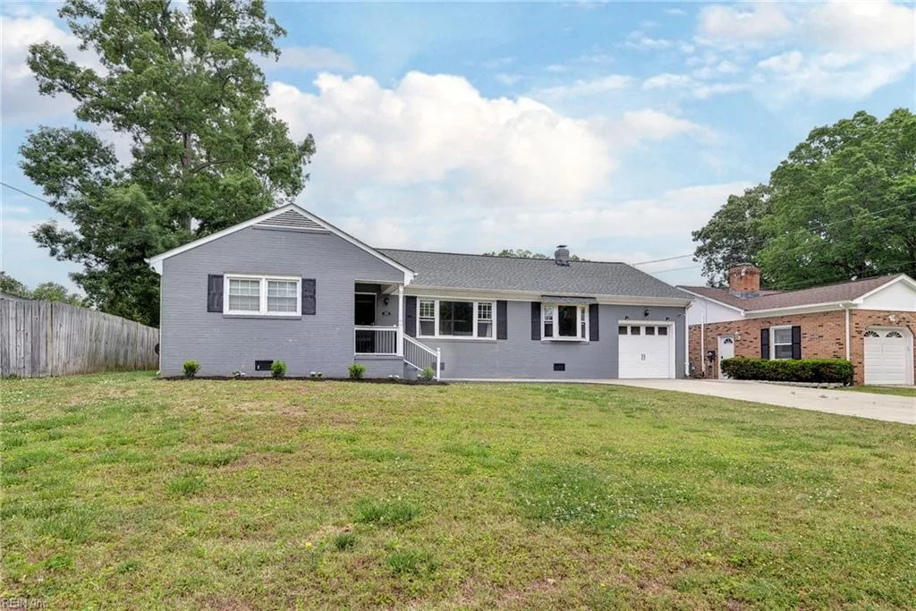223 Shadywood DR, NEWPORTNEWS VA 23602