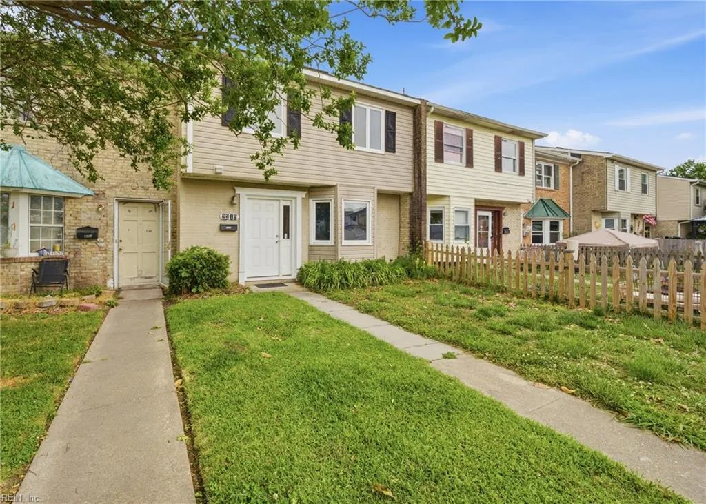2215 Cannon DR, VIRGINIABEACH VA 23454