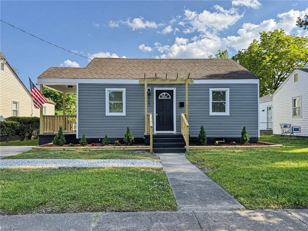 907 Albert AVE, NORFOLK VA 23513