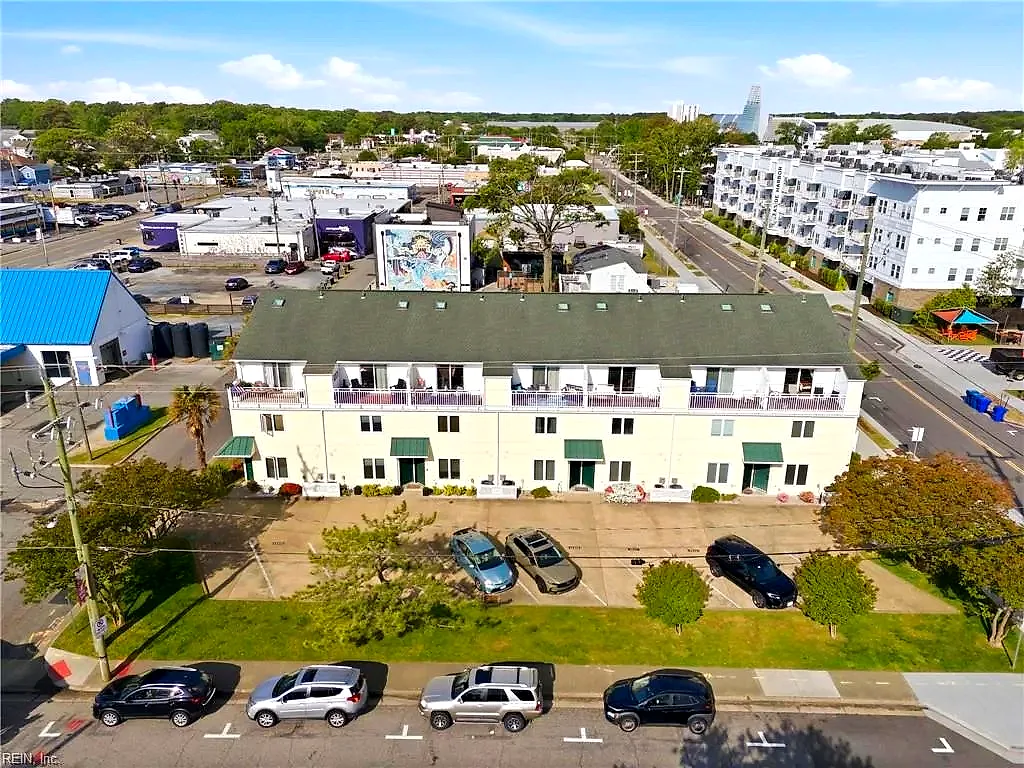 1720 Baltic Ave, Virginia Beach — photo