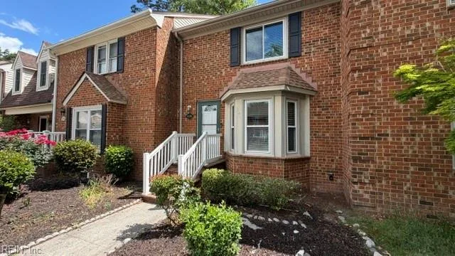 328 Faire Chase DR, CHESAPEAKE VA 23322