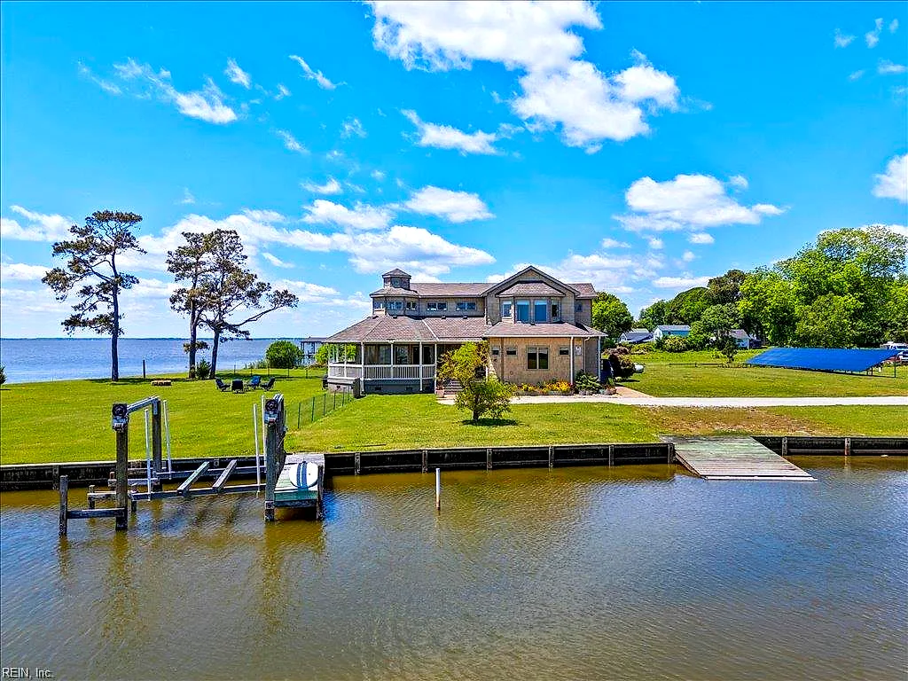 110 Barnes Ln, Knotts Island — photo