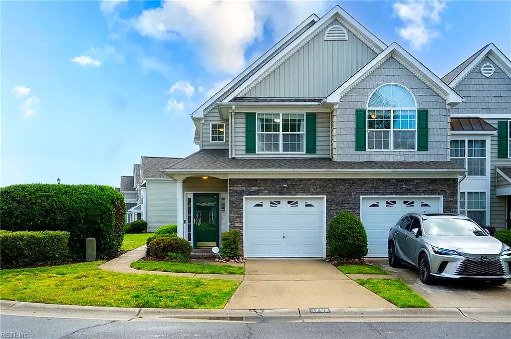 1702 Sawgrass Ln, Portsmouth — photo