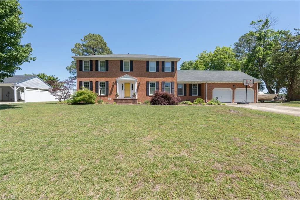 159 Yorkshire RD, PORTSMOUTH VA 23701