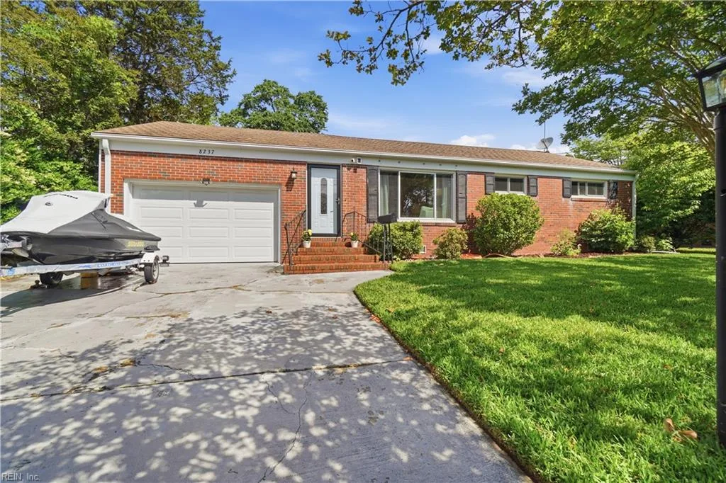 8237 Nathan AVE, NORFOLK VA 23518