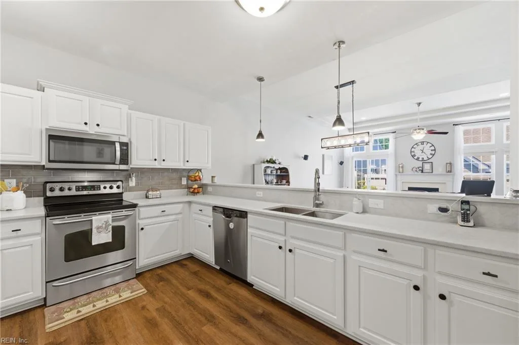 607 Inland Walk, Carrollton — photo