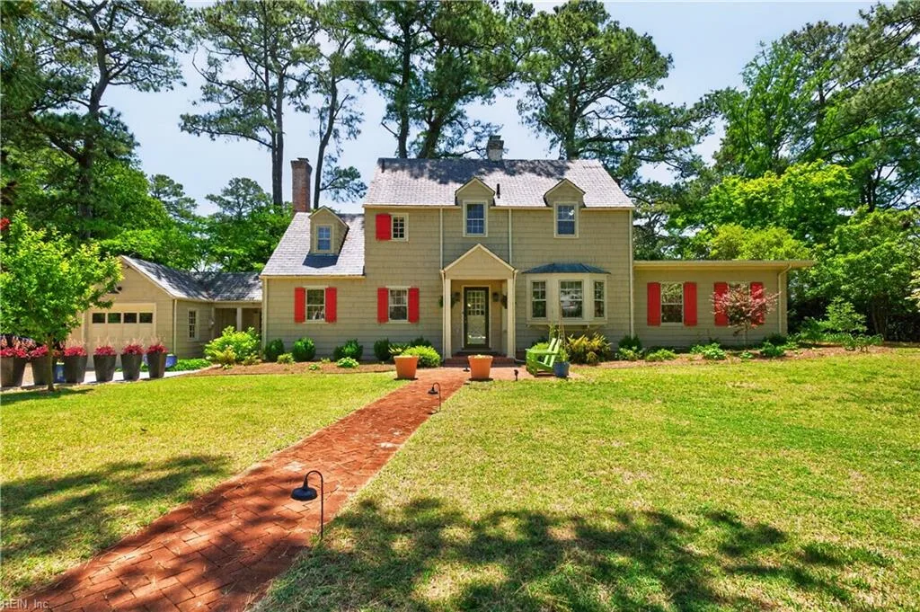 408 52nd ST, VIRGINIABEACH VA 23451