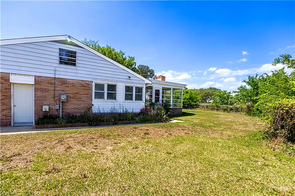 414 Shoreline Dr, Hampton — photo