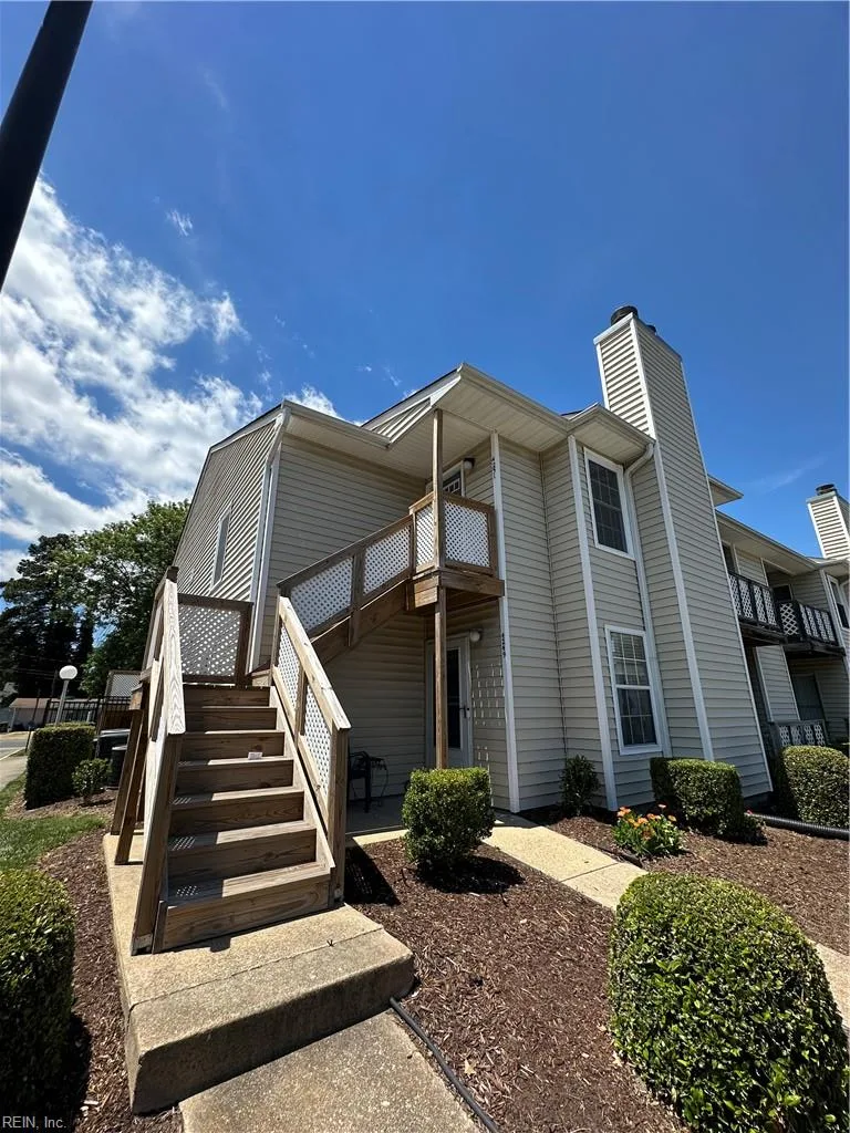 4251 Thalia Station CIR, VIRGINIABEACH VA 23452