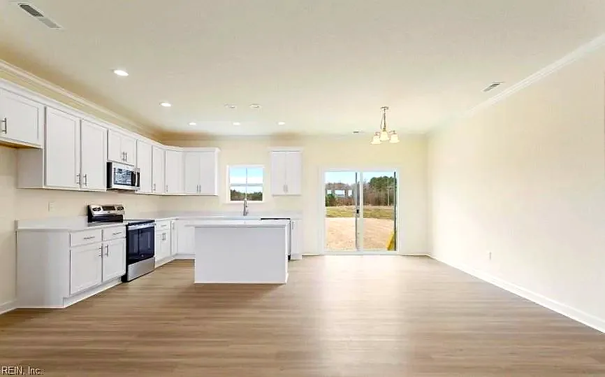 220 Lowes Ln, Hertford — photo