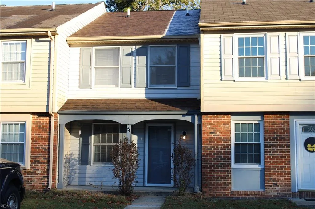 44 Lucinda CT, HAMPTON VA 23666