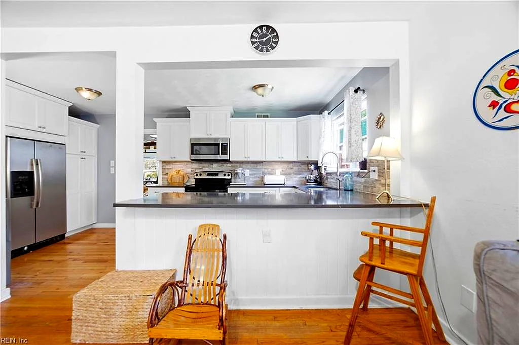 5457 Silbert Rd, Norfolk — photo