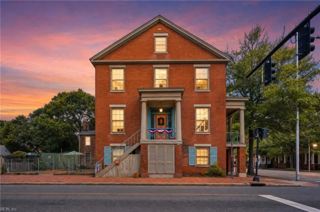 422 Crawford ST, PORTSMOUTH VA 23704