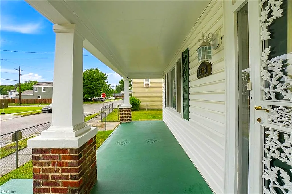 1238 Marshall Ave, Portsmouth — photo