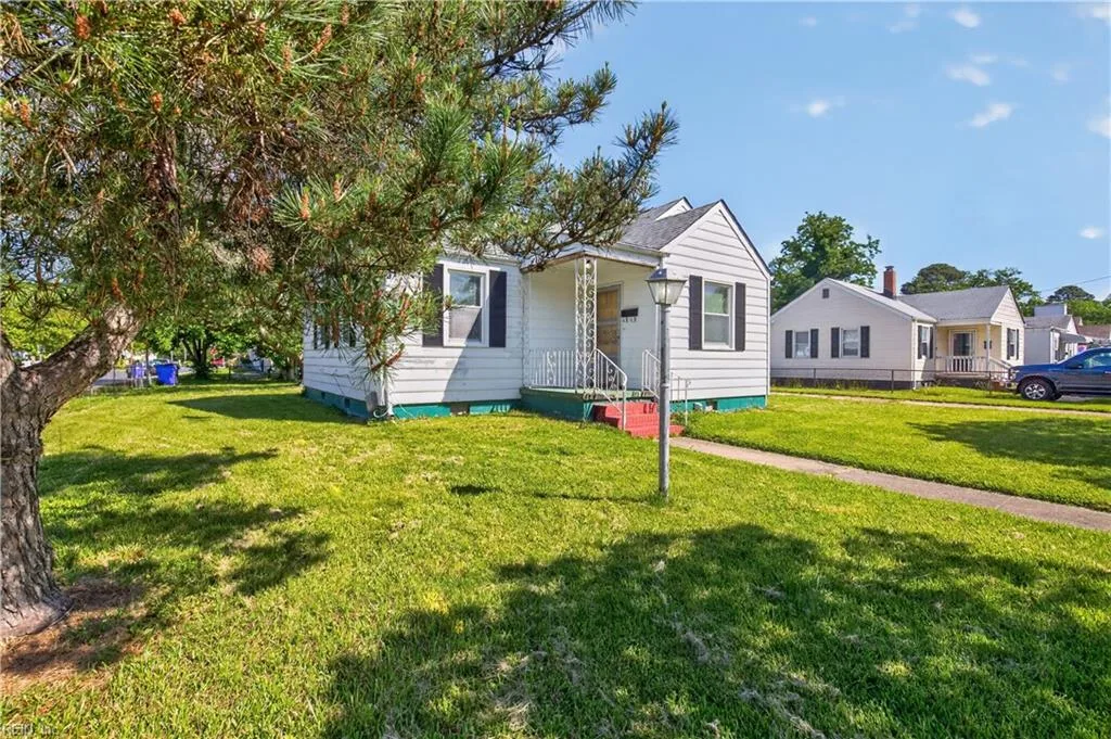 9305 Hickory ST, NORFOLK VA 23503