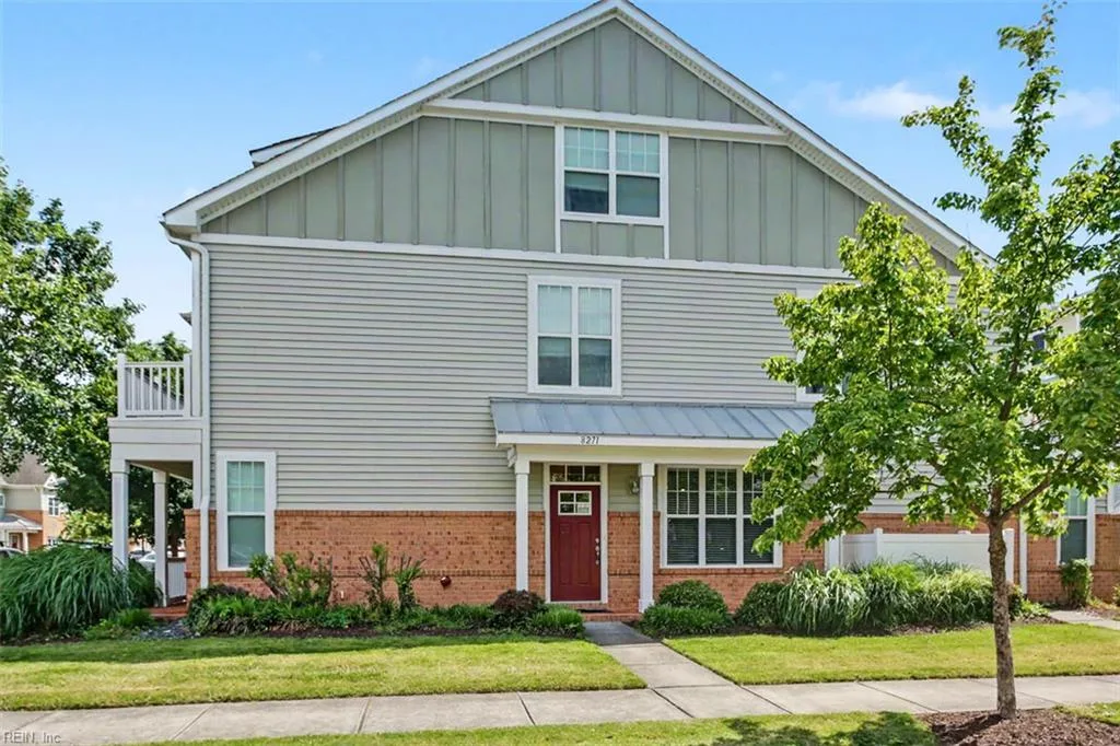 8271 Highland ST, NORFOLK VA 23518