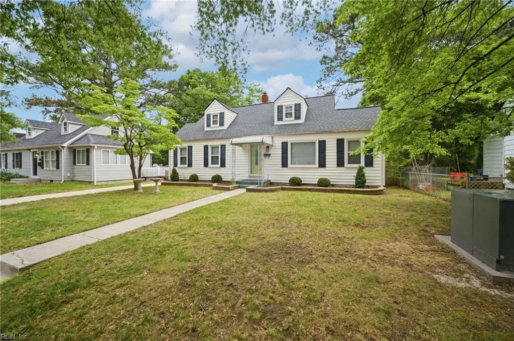 1704 Tarrall Ave, Norfolk — photo
