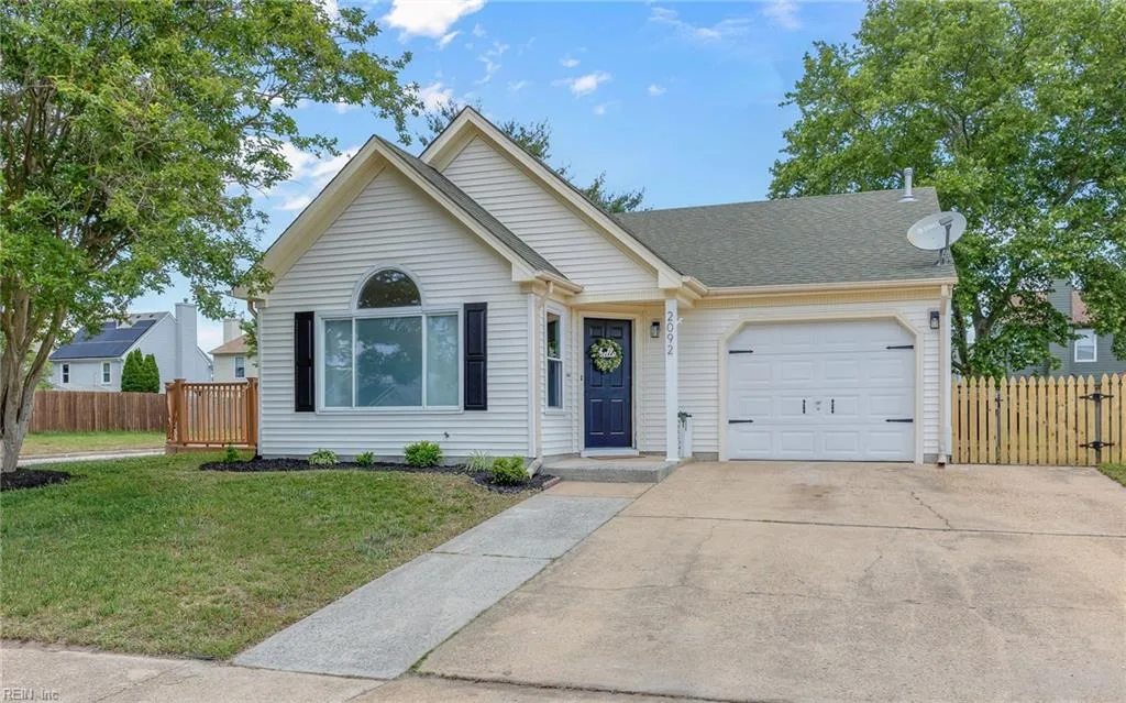 2092 Manassas RN, VIRGINIABEACH VA 23464