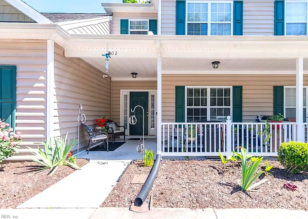 202 Patriots Village Ct, West Point — photo