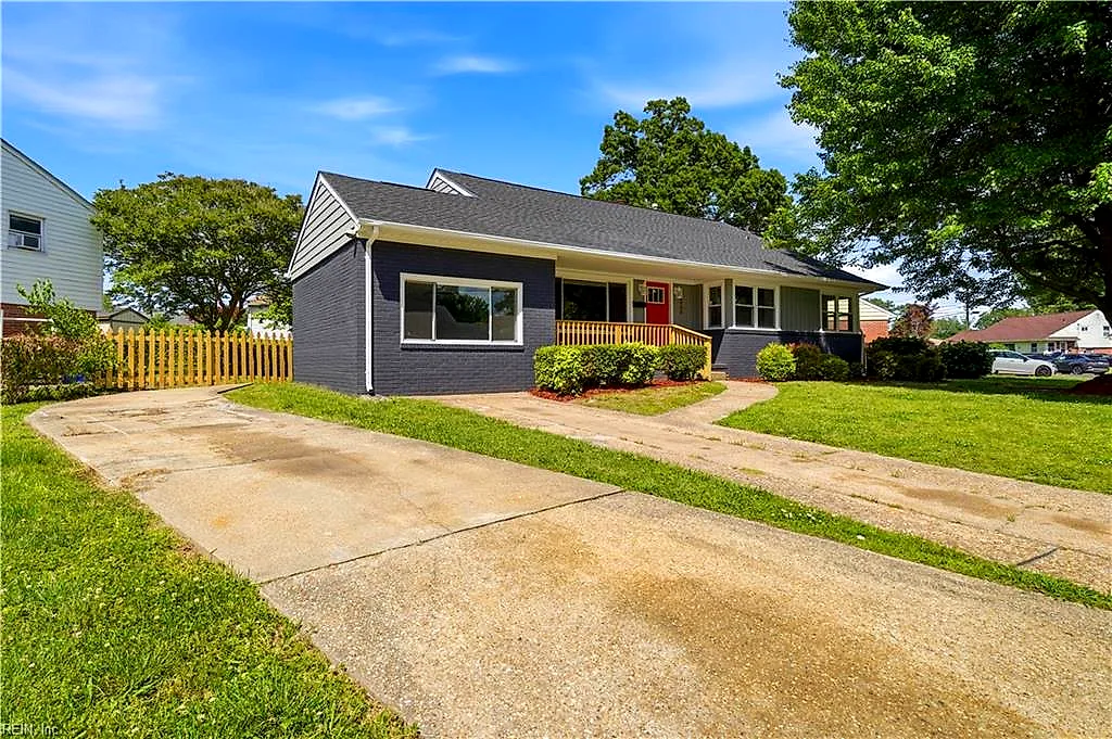 6900 Old Mill Rd Rd, Norfolk — photo