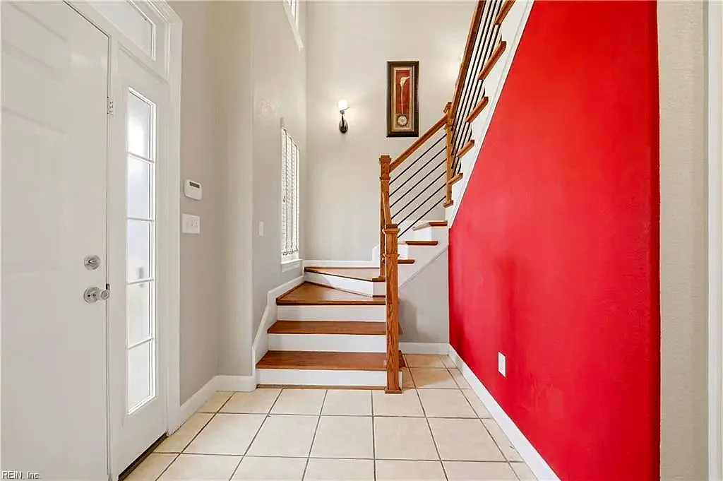 928 12th St, Virginia Beach — photo