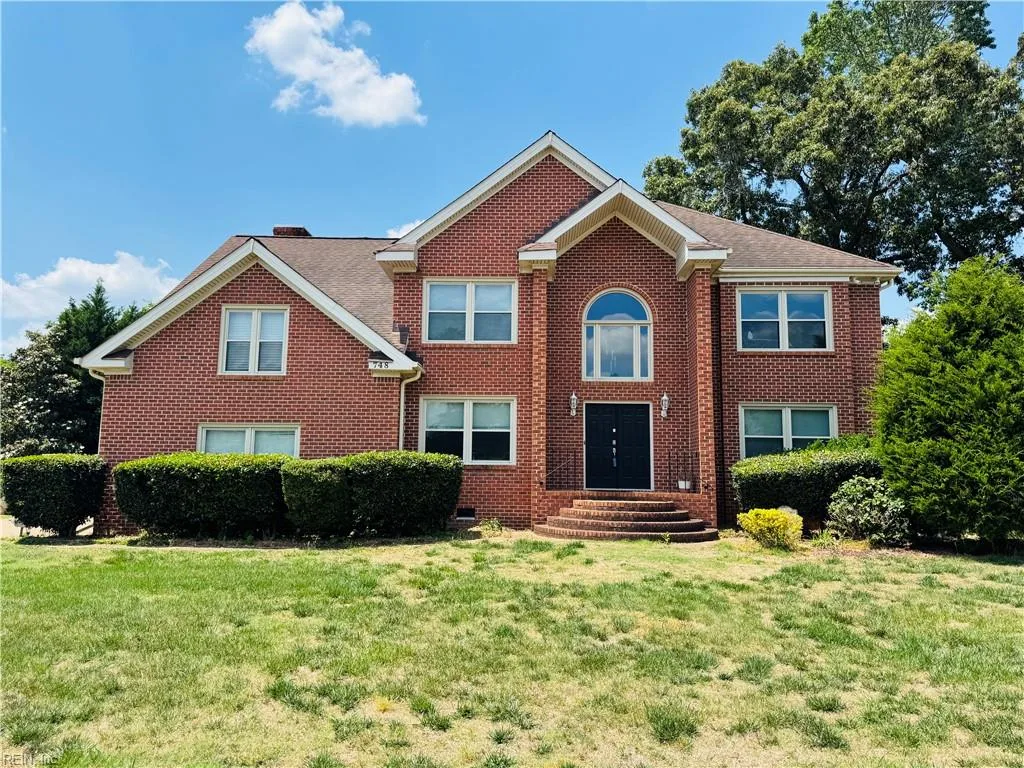 748 Greenwing DR, CHESAPEAKE VA 23323